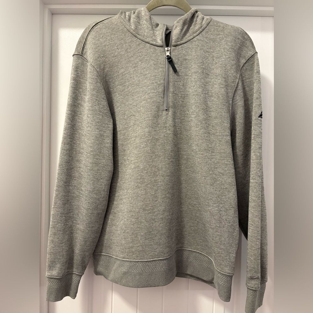 Nike Men's Heather Gray 1/4 Zip Sweater Size Small